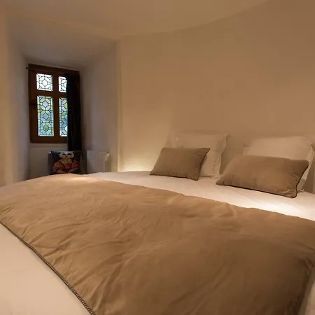 Апартаменты Chateau De Val Lanobre